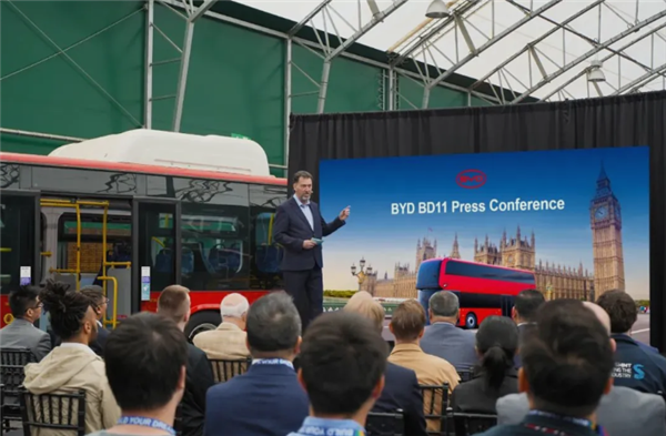 現金網：單車售價368萬！比亞迪雙層巴士BD11英國首發：首批訂單超100台